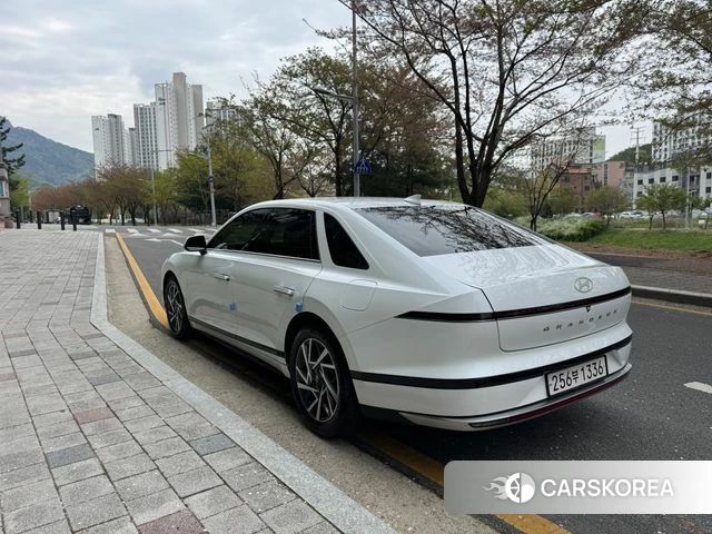 Hyundai Grandeur (GN7) id 3992868 из Кореи 13