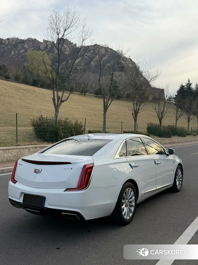 Cadillac XTS 2018 Белый из Китая, фото 6