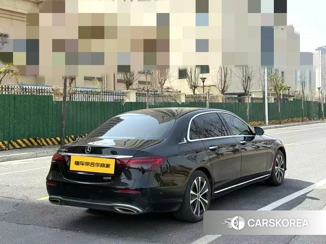 Mercedes-Benz E-class PHEV 2022 Черный из Китая, фото 3
