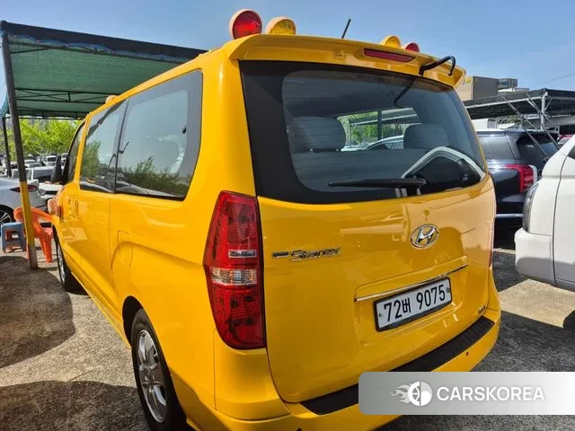 Hyundai The New Grand Starex 2018 Желтый из Кореи, фото 4