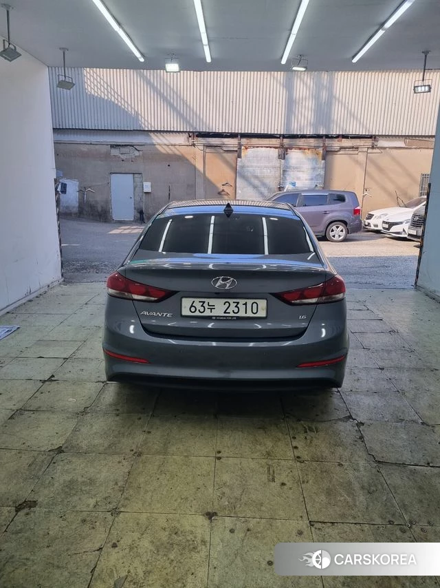 Hyundai Avante AD id 3955820 из Кореи 10