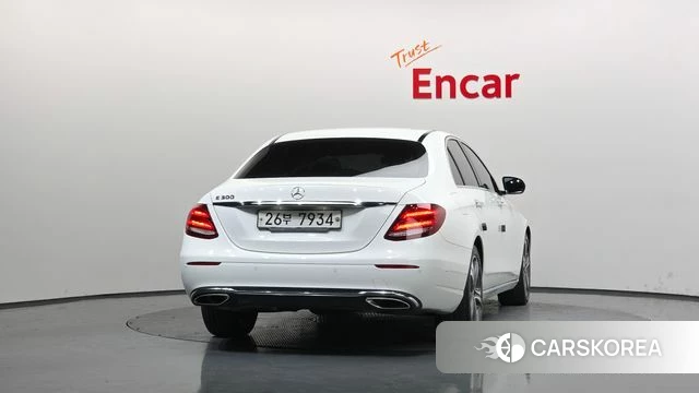 Mercedes-Benz E-Class W213 id 4294858 из Кореи 23