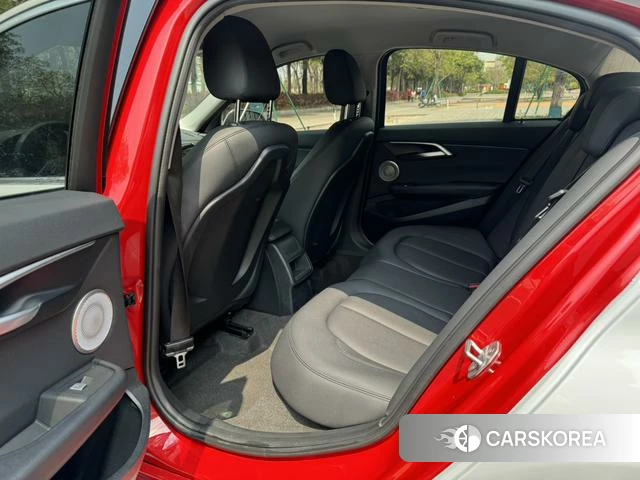BMW 1 series 2021 Серебристо-серый из Китая, фото 4