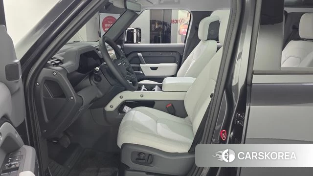 Land Rover Defender (L663) id 4617396 из Кореи 13