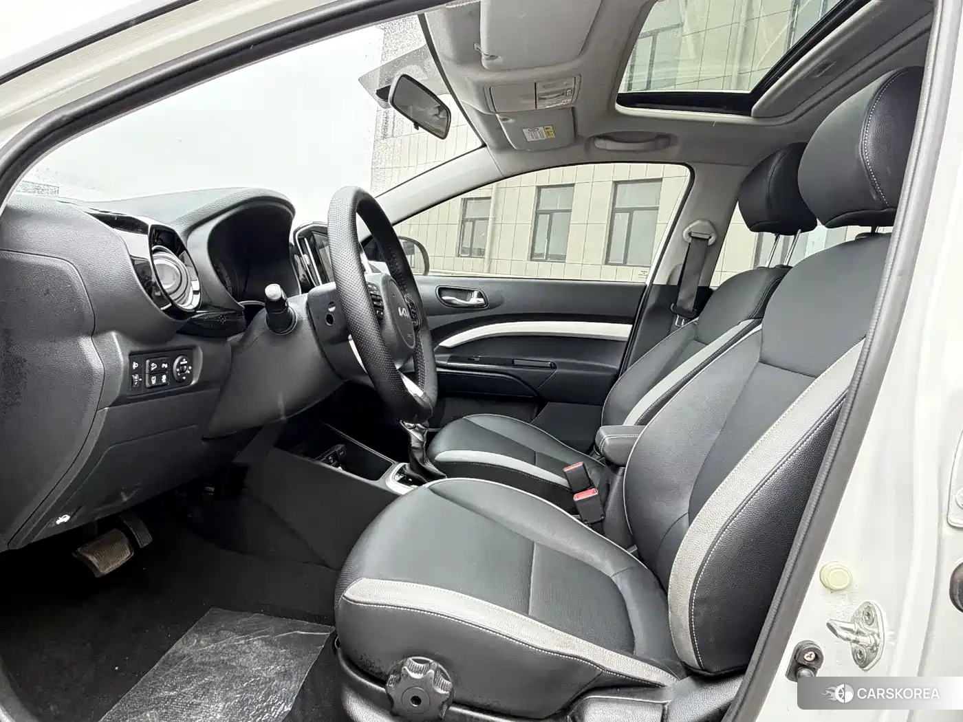 Kia KX1 2023 Белый из Китая, фото 5