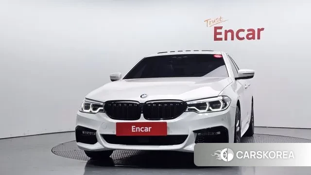 BMW 5 Series (G30) id 3647383 из Кореи 13