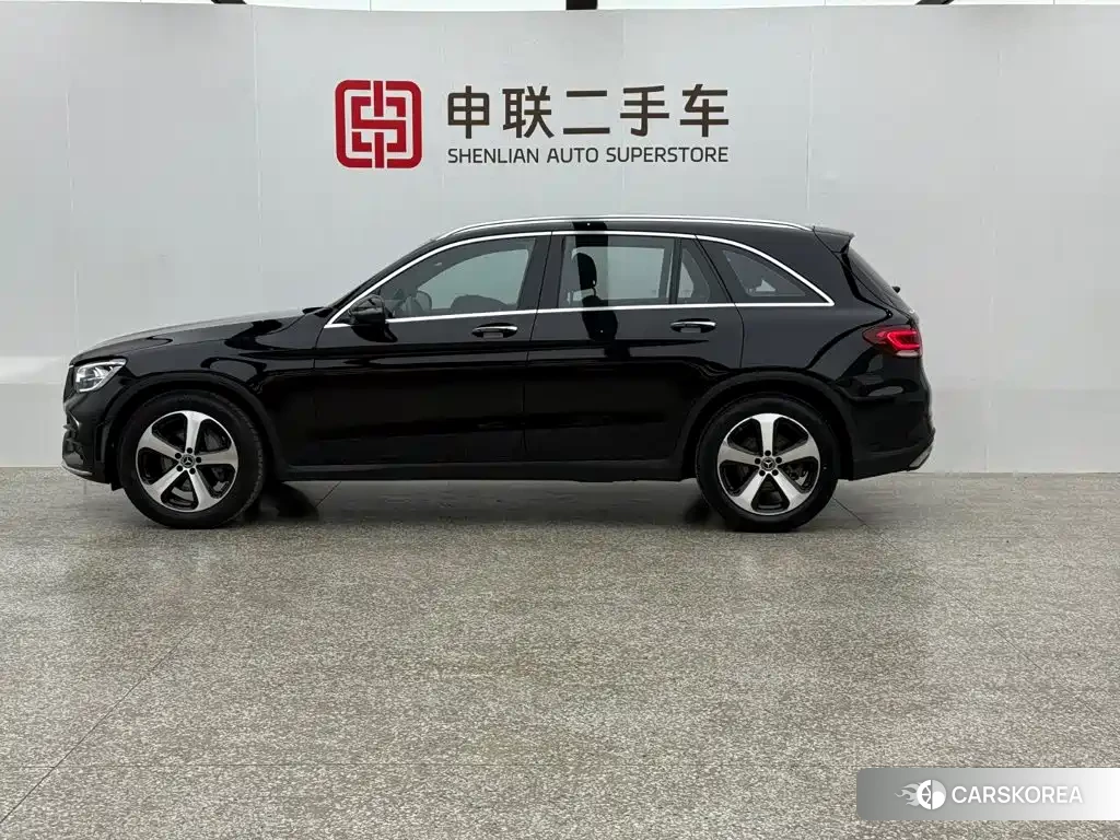 Mercedes-Benz GLC 2023 Черный из Китая, фото 4