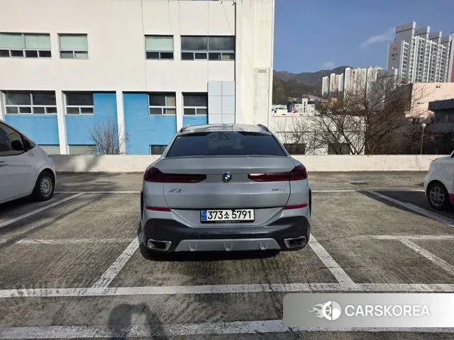 BMW X6 (G06) 2023 Цвет галактики из Кореи, фото 3