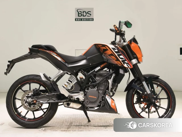 Проданный KTM 125 DUKE 2012 из Японии, фото 2