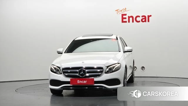 Mercedes-Benz E-Class W213 id 4586613 из Кореи 23