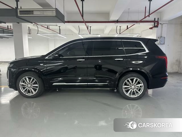 Cadillac XT6 2021 Черный из Китая, фото 3