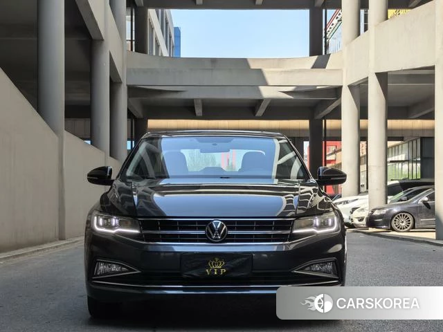 Volkswagen Bora 2022 Темно-серый из Китая, фото 3