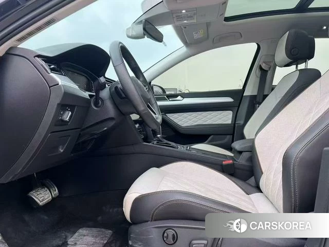 Volkswagen Magotan 2023 Черный из Китая, фото 3