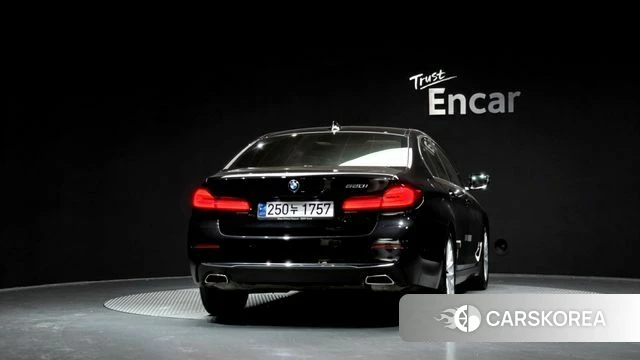 BMW 5 Series (G30) id 3818769 из Кореи 13