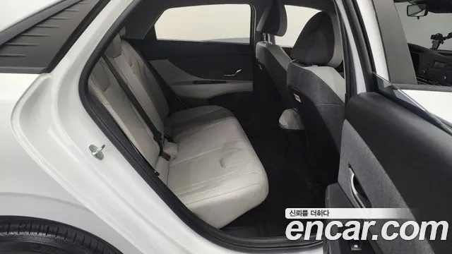 Hyundai Avante Hybrid (CN7) id 2699933 из Кореи 13