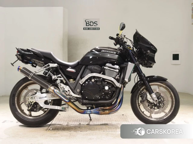 Проданный Kawasaki ZRX 1200 2011 из Японии