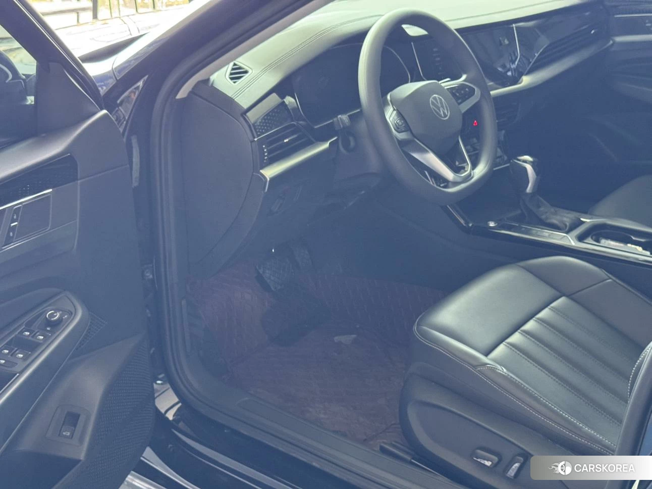 Volkswagen Passat id 4504684 из Китая 9