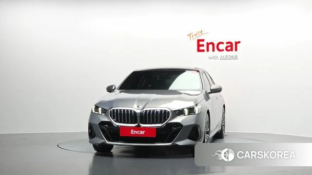 BMW 5 Series (G60) id 3870075 из Кореи 13
