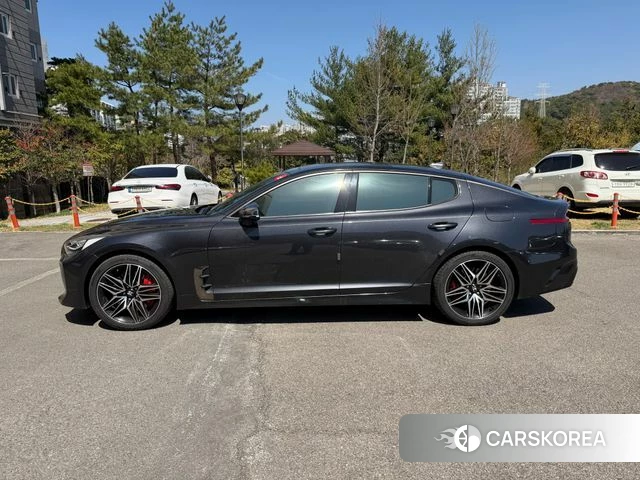 Kia Stinger id 3911744 из Кореи 10