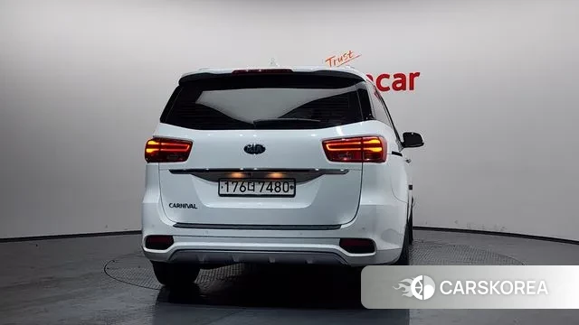 Kia The New Carnival id 3601845 из Кореи 13