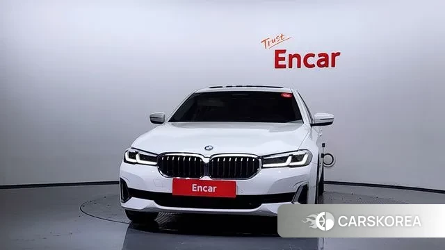 BMW 5 Series (G30) id 3251765 из Кореи 13