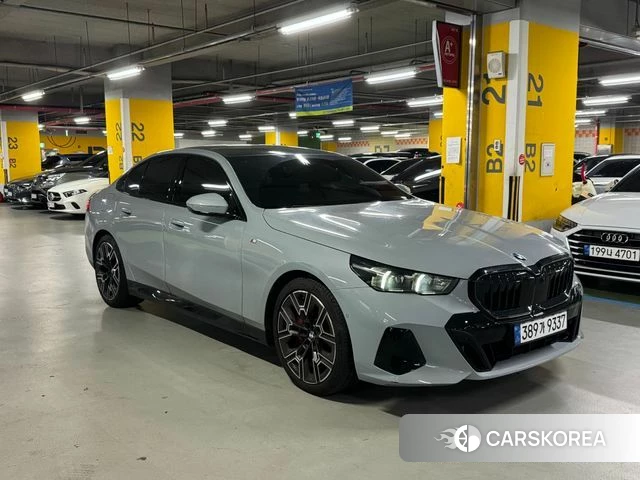 BMW 5 Series (G60) id 4523033 из Кореи 13