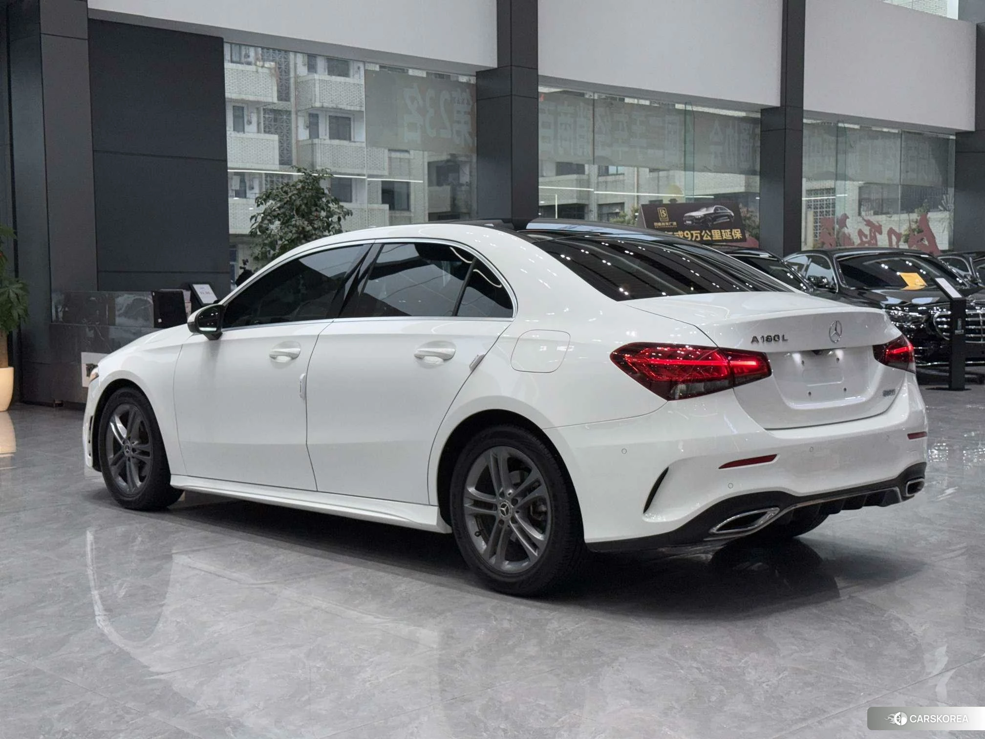 Mercedes-Benz Class A 2021 Белый из Китая, фото 3