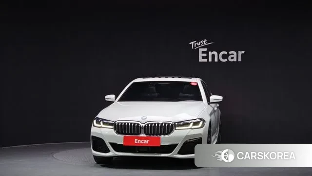 BMW 5 Series (G30) id 3453329 из Кореи 13