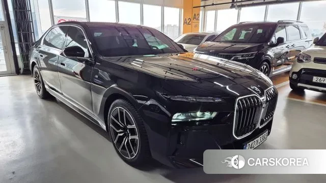 BMW 7 Series (G70) id 3415790 из Кореи 11