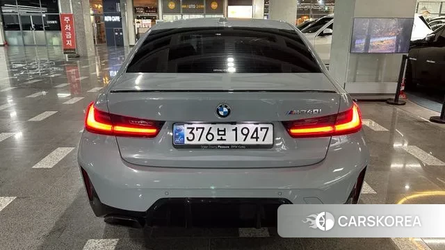BMW 3 Series (G20) 2024 Цвет галактики из Кореи, фото 3