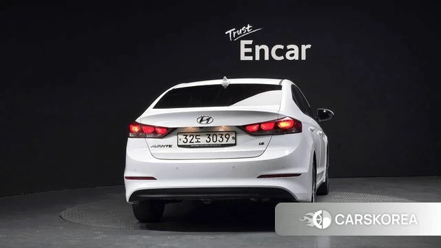 Hyundai Avante AD id 4397783 из Кореи 23