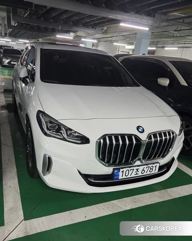 BMW 2 Series Active Tourer (U06) 2023 Белый из Кореи, фото 3