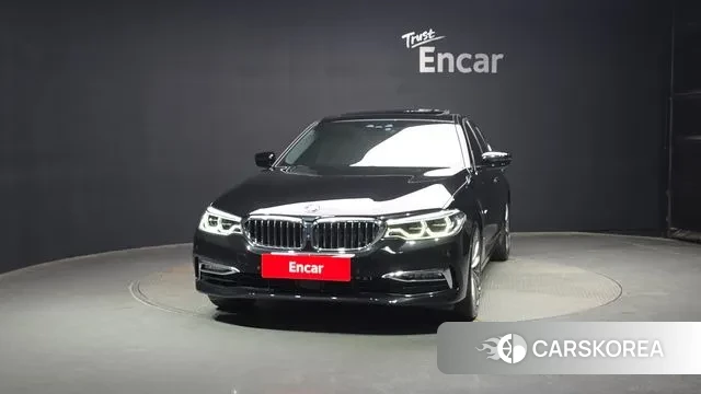 BMW 5 Series (G30) id 3018762 из Кореи 13