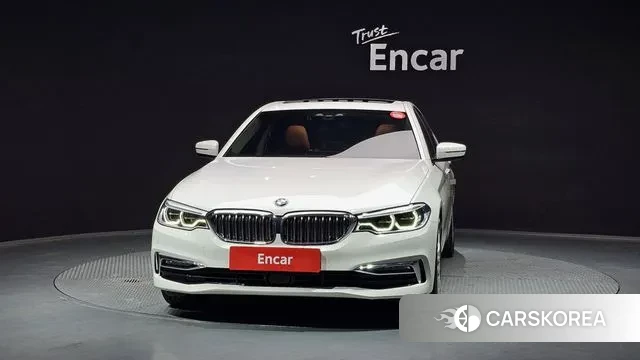 BMW 5 Series (G30) id 3703896 из Кореи 13