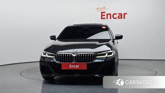 BMW 5 Series (G30) id 3922797 из Кореи 13