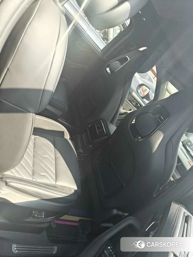 Lynk 09 EM-P 2022 Черный из Китая, фото 3