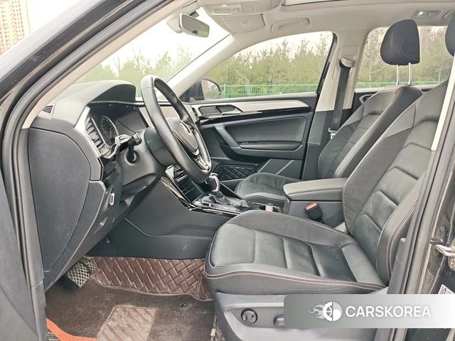 Volkswagen Tanyue 2021 Темно-серый из Китая, фото 3