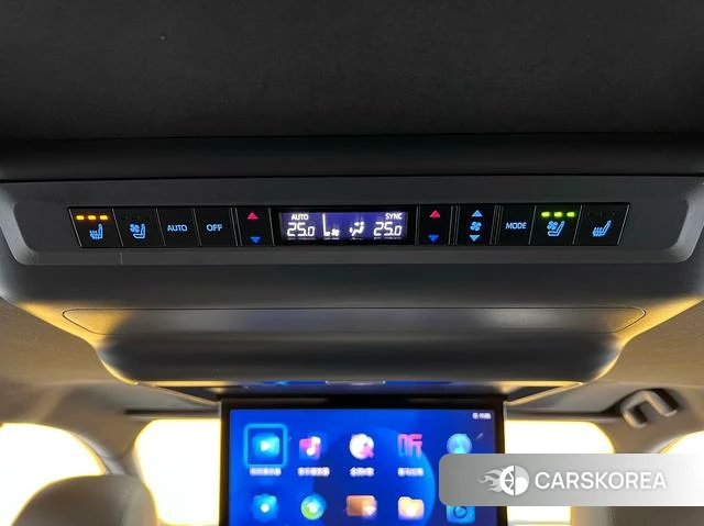 Toyota Saina id 4272160 из Китая 23