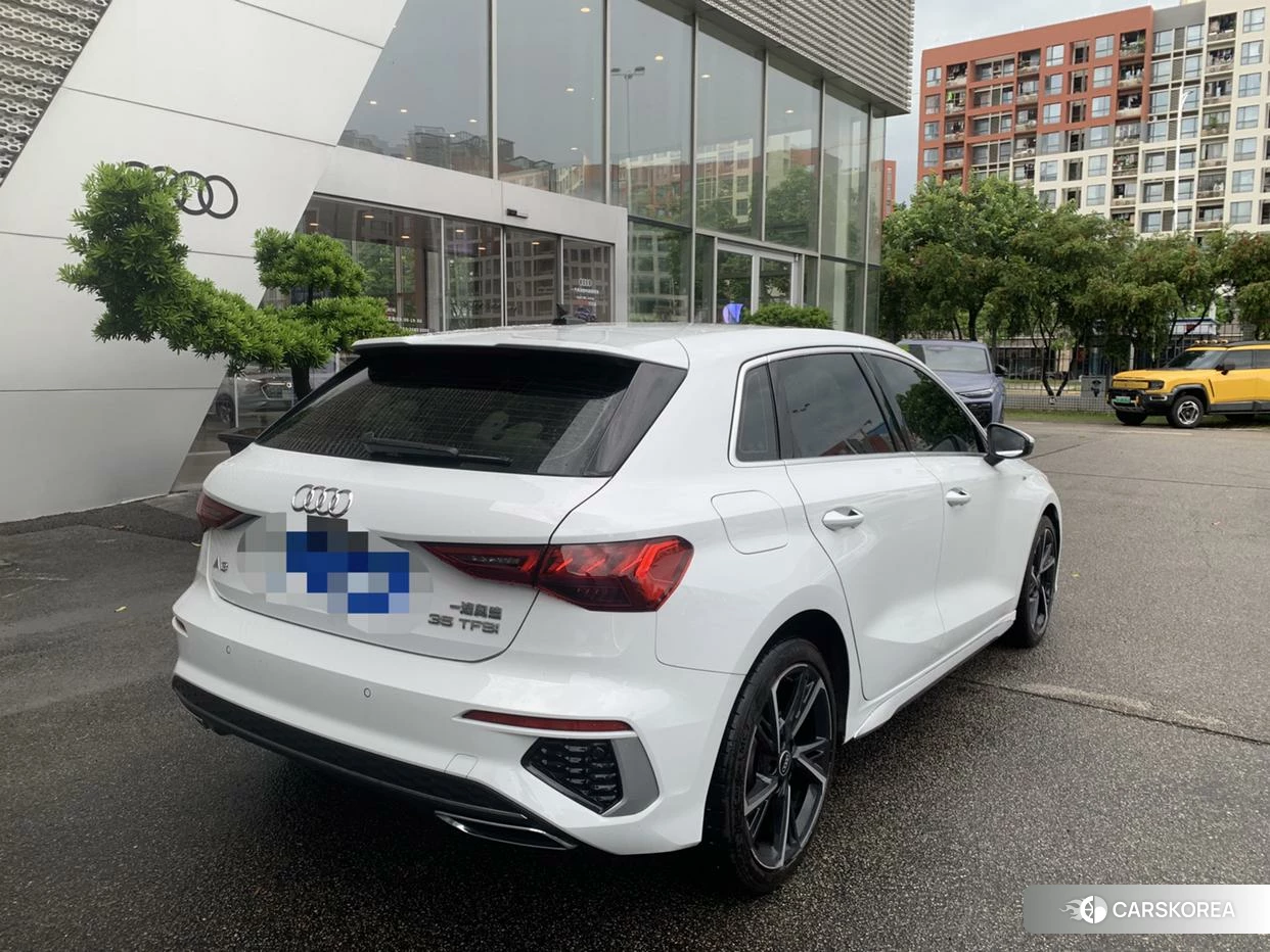 Audi A3 2023 Белый из Китая, фото 3