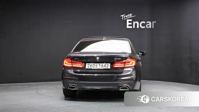 BMW 5 Series (G30) id 4435246 из Кореи 23