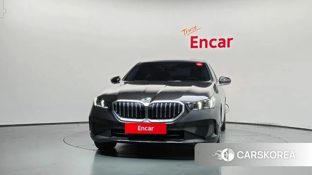 BMW 5 Series (G60) id 4892742 из Кореи 13