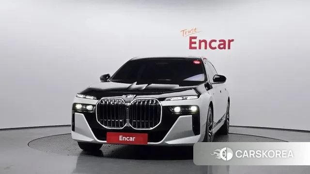 BMW 7 Series (G70) id 3341504 из Кореи 13