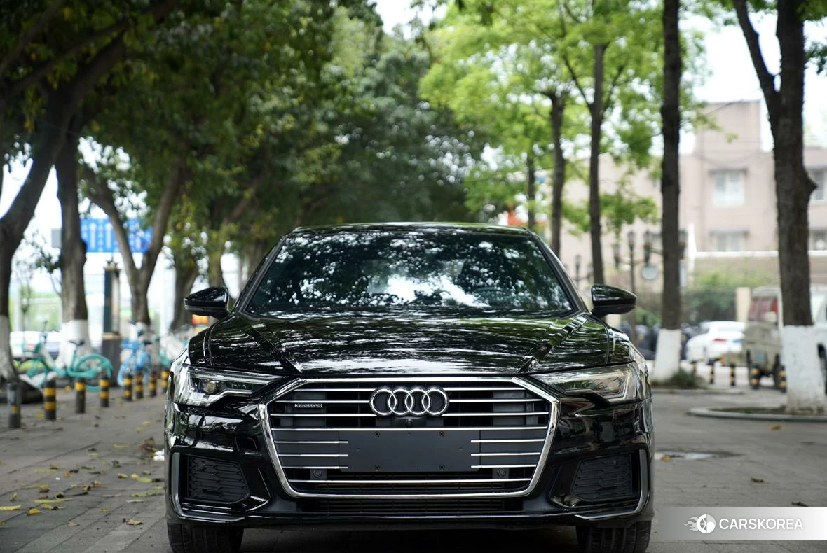 Audi A6L id 4420909 из Китая 16
