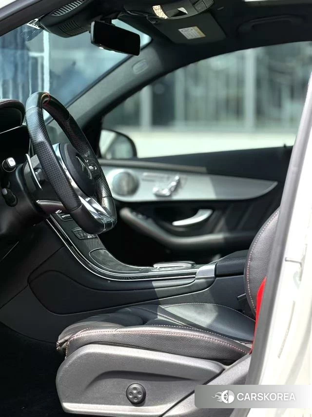 Mercedes-Benz GLC Coupe AMG 2021 Белый из Китая, фото 3