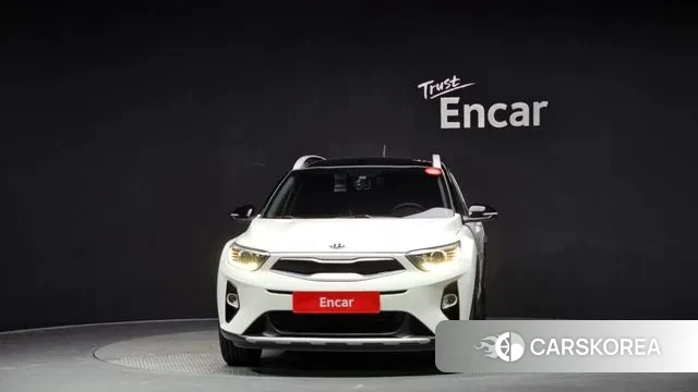 Kia Stonic id 3221036 из Кореи 13