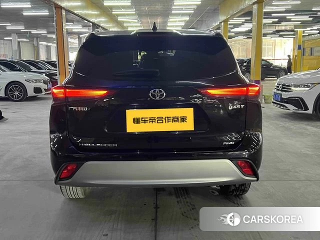 Toyota Highlander 2023 Черный из Китая, фото 3