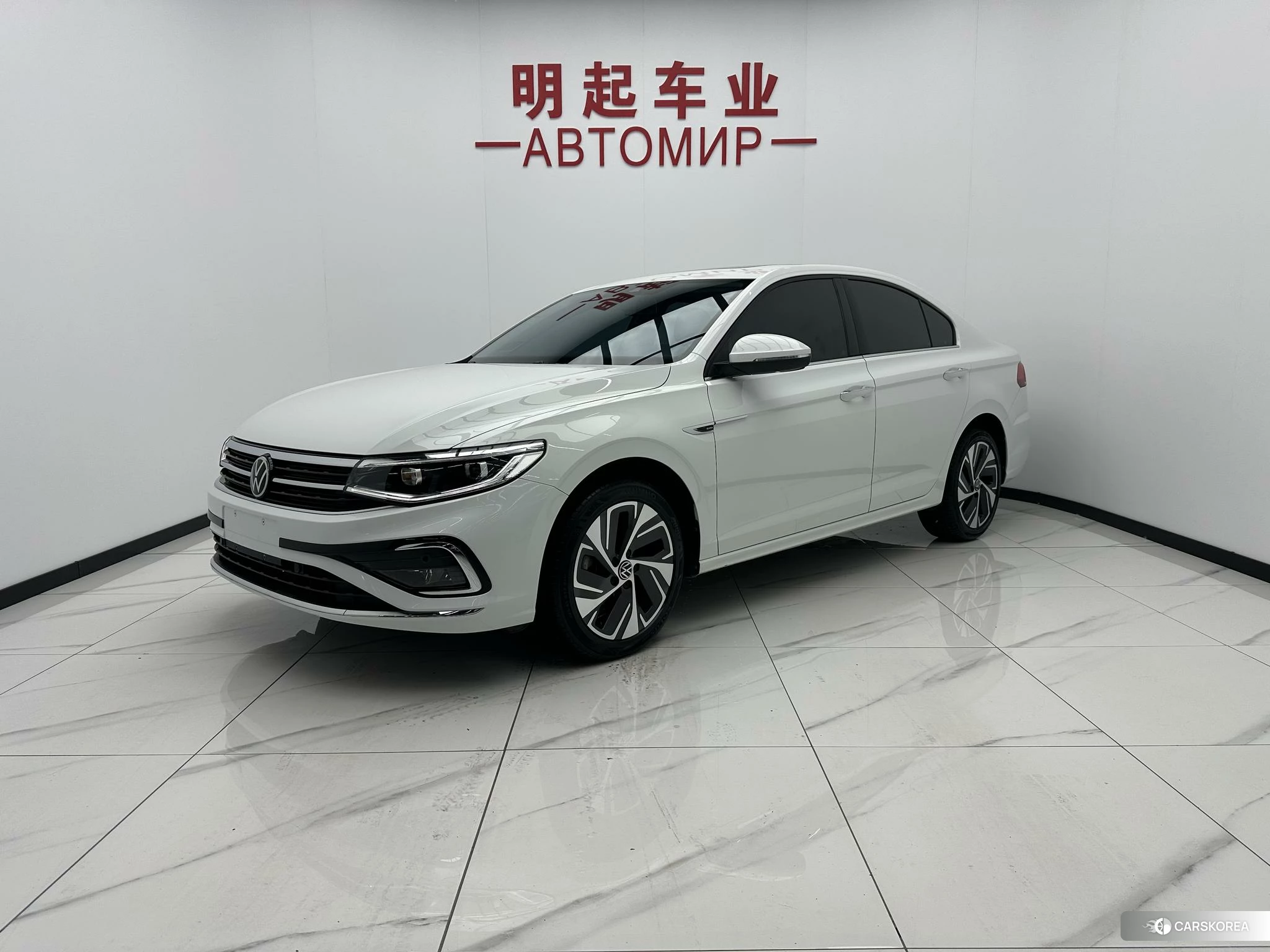 Volkswagen Bora id 4486293 из Китая 11