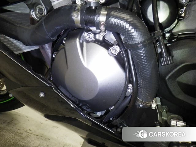 Engine photo