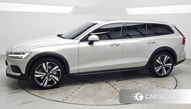 Volvo V60 Cross-Country 2nd Generation id 3795687 из Кореи 11