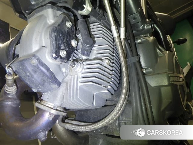 Engine photo